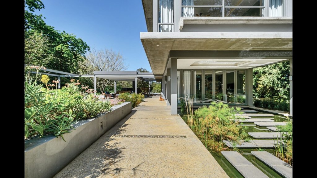 Contemporary Constantia Upper home in Cape Town | Hardie Property